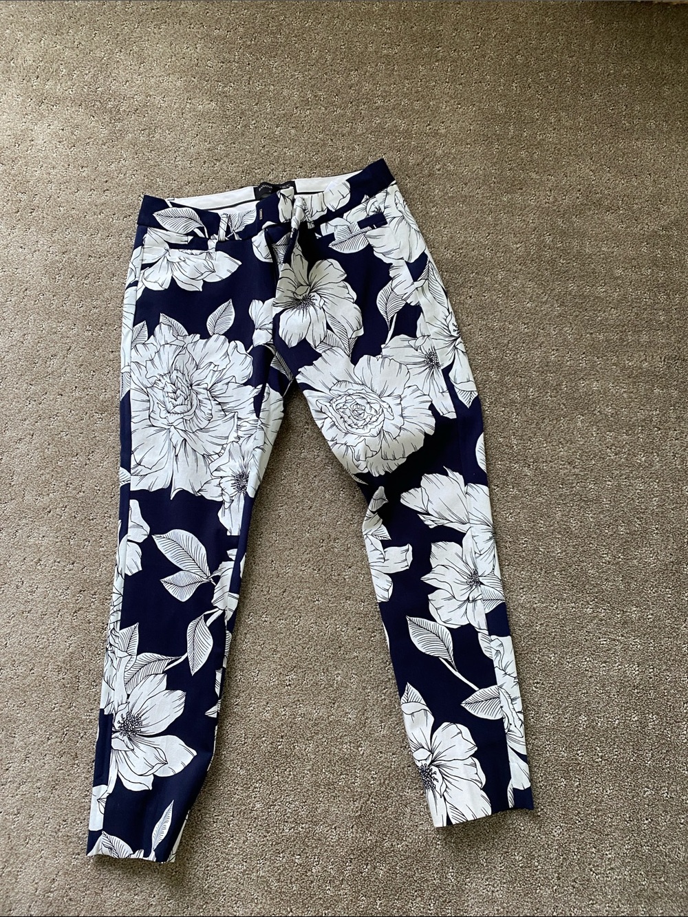 Banana Republic Navy and White Floral Skinny Jeans